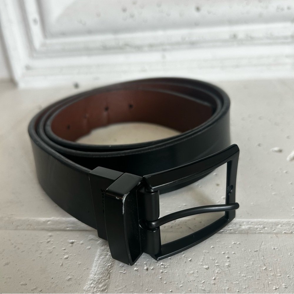 Swiss Gear Men's Black Leather Belt 47” in Length